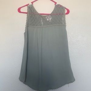 Knox rose blouse size small